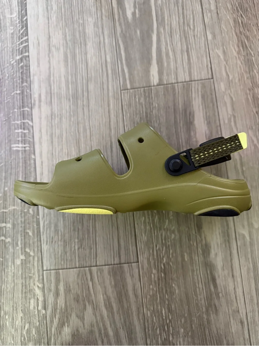 CROCS All Terrain Mens Sandals Olive Green Adjustable Heel Straps Size 11 207711